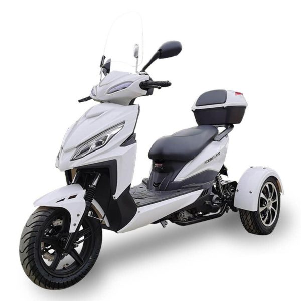 Mojo 150cc Street Trike, Automatic, Disc Brakes, Aluminum Wheels, Trunk and Windshield Included