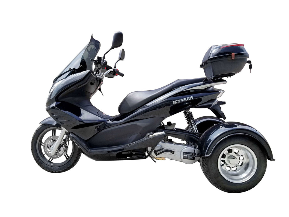 Q6 50cc Trike, Automatic Shifting, Full Wind Screen, Locking Trunk - Image 5
