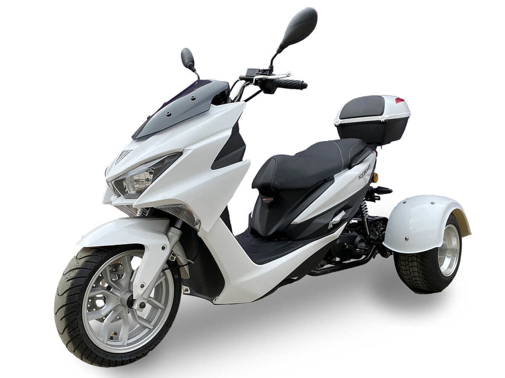 Trifecta 50cc Street Trike, Automatic, Disc Brakes, Aluminum Wheels, Trunk and Windshield Included