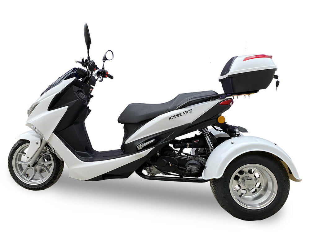 Trifecta 50cc Street Trike, Automatic, Disc Brakes, Aluminum Wheels, Trunk and Windshield Included - Image 9